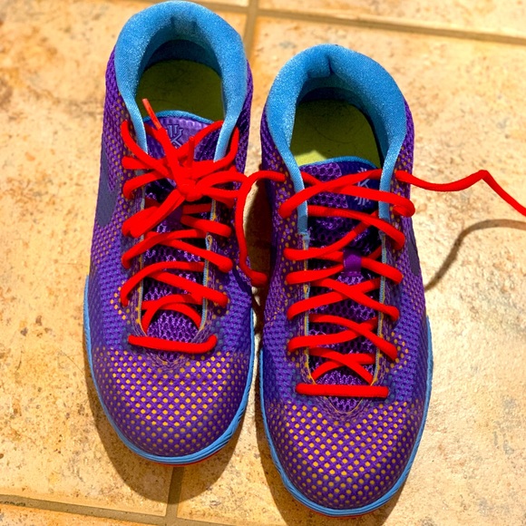 Nike Kyrie 1 Saturdays GS Purple Blue Yellow Red - Picture 5 of 6
